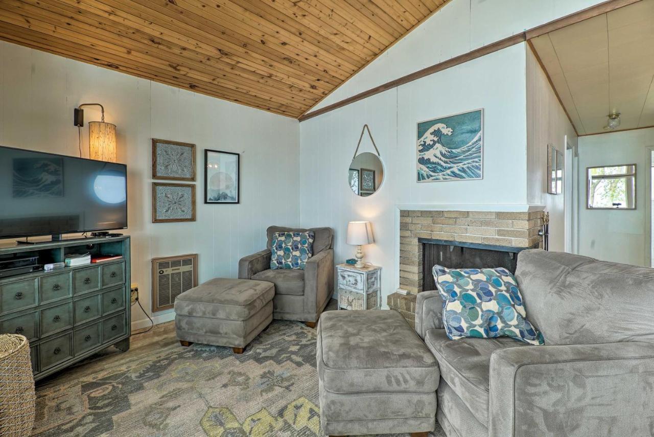 Lakefront Cottage Near Wineries And State Parks! Mears Dış mekan fotoğraf
